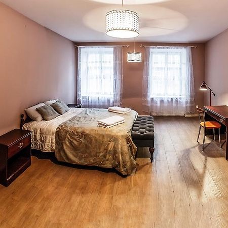 Apartment On Hutsulska 24H Electric Λβιβ Εξωτερικό φωτογραφία