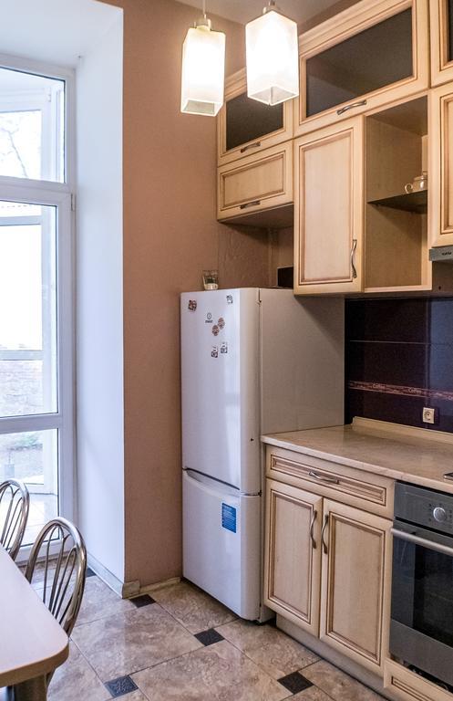 Apartment On Hutsulska 24H Electric Λβιβ Εξωτερικό φωτογραφία