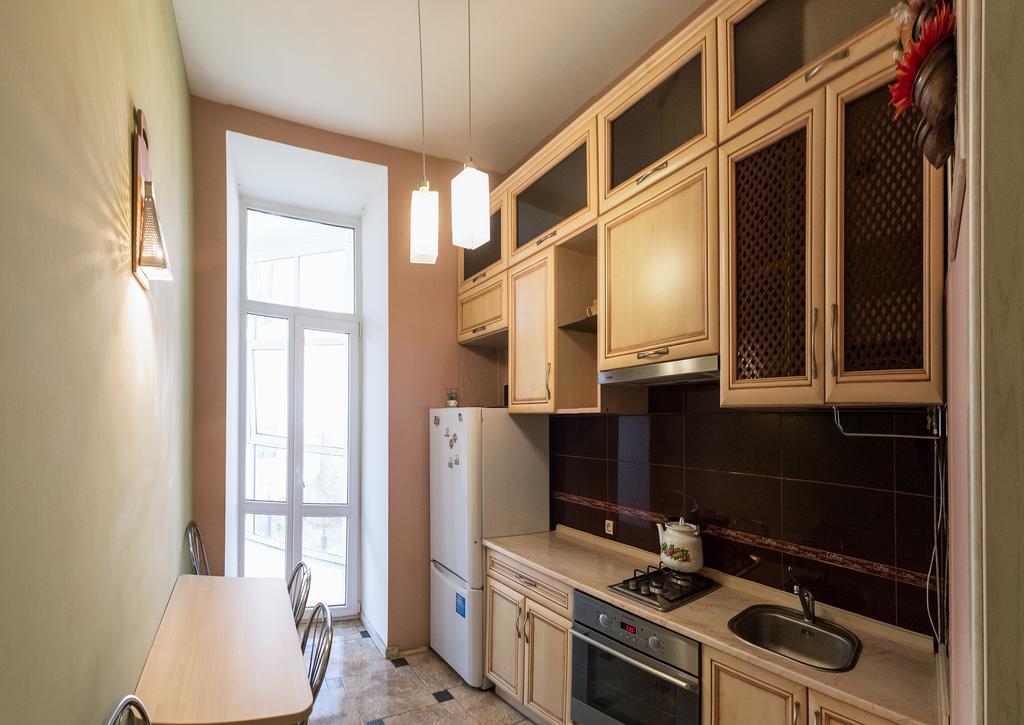 Apartment On Hutsulska 24H Electric Λβιβ Εξωτερικό φωτογραφία